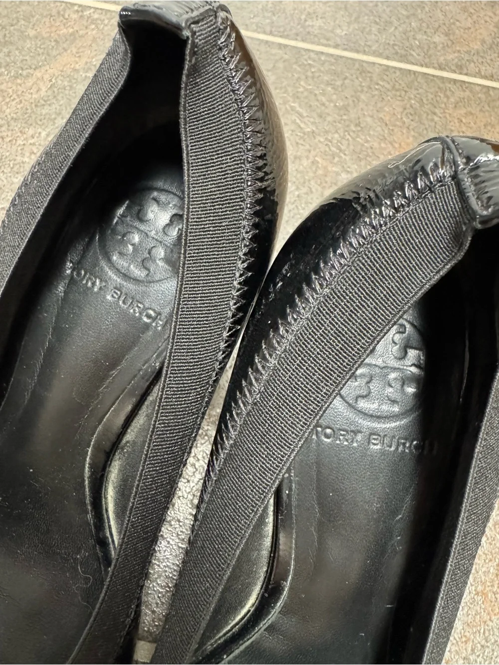 Tory Burch TB Caroline Patent Leather Round Toe Mid Heels Black 7.5